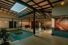 SaffronStays Sarvam - 3bdr wada-inspired pool villa in Igatpuri